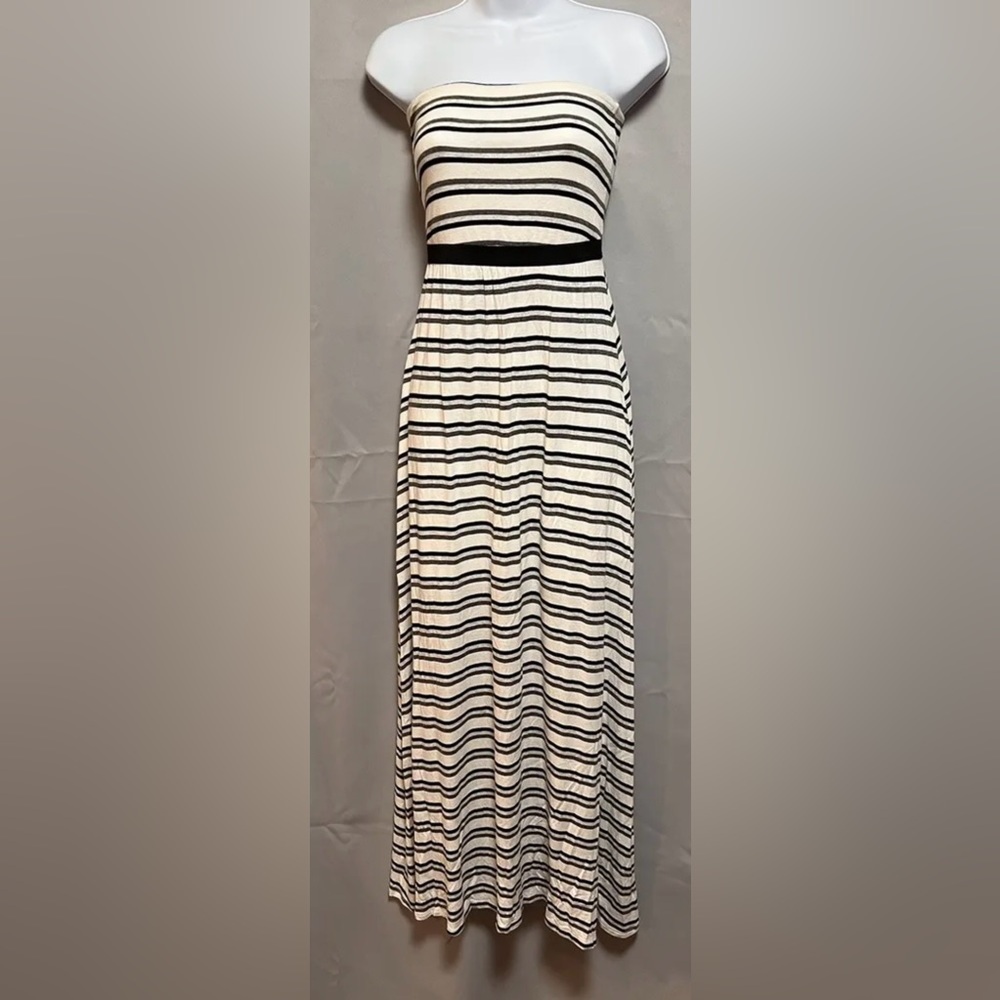 Red Haute Women’s Maxi Dress Size Small Black & White Striped